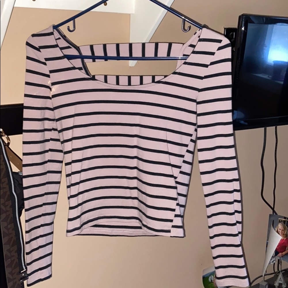 Cropped long sleeve
